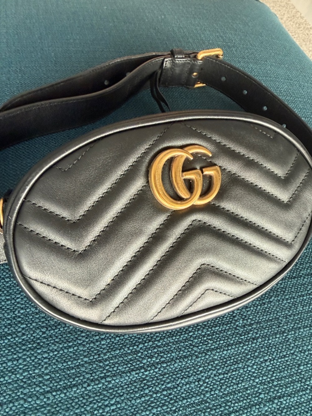 Gucci Black Quilted Leather Belt Bag with Gold Double G - Picture 2 of 12